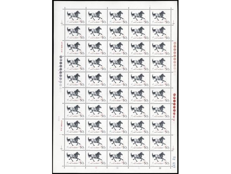 fresh MNH with minor even toning, still Very Fine.