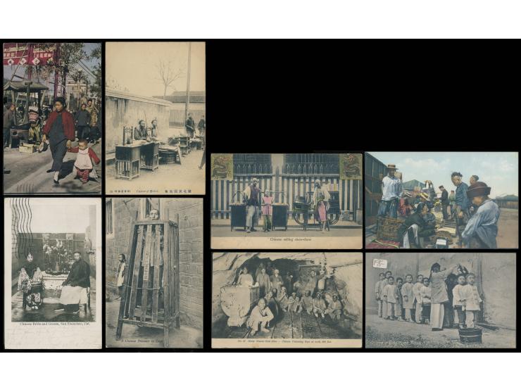 Mostly subjecting daily lives. The collection includes both color-printed and real photo postcards. Please view.
